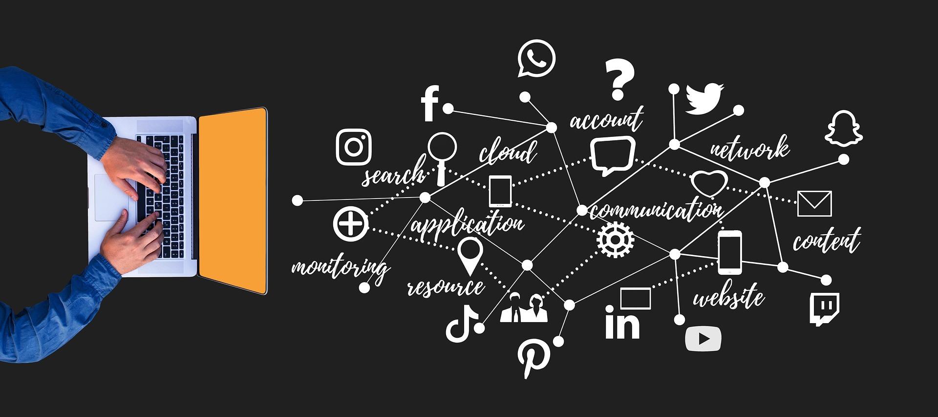 Ordinateur et icônes de marketing digital illustrant la visibilité en ligne des PME africaines